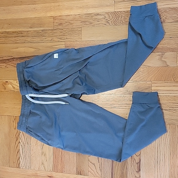 Vuori Pants - Vuori Green Teal Joggers Small *FLAW*